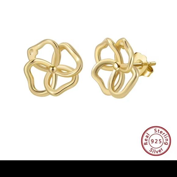 ENA 925 14k over Sterling Silver Hallow Flower Stud Earrings - Picture 1 of 6